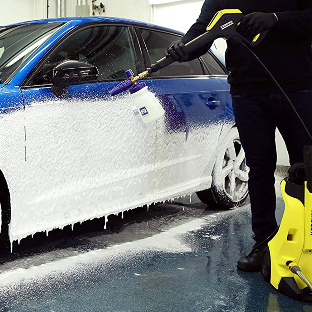 using a water blaster with polar blaster to clean car