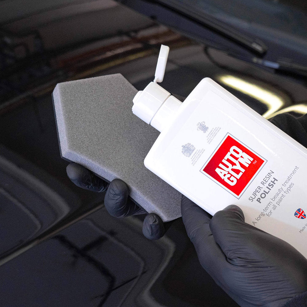 apply Autoglym Super Resin Polish to sponge
