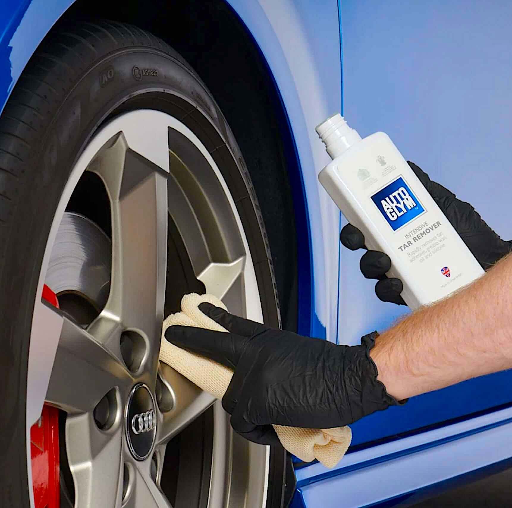 wiping wheels with soft cloth and autoglym intensive tar removal